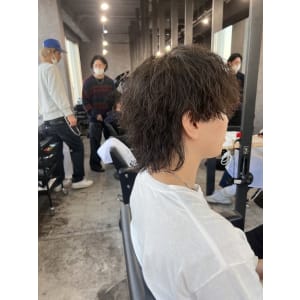 メンズヘア整形スパイラルパーマ波巻きツイストメンズパーマ髪型