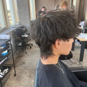 メンズヘア整形スパイラルパーマ波巻きツイストメンズパーマ髪型