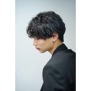 メンズヘア整形スパイラルパーマ波巻きツイストメンズパーマ髪型 - メンズヘア整形サロン GOALD 名古屋 栄【メンズヘアセイケイサロン ゴールド ナゴヤサカエ】掲載中