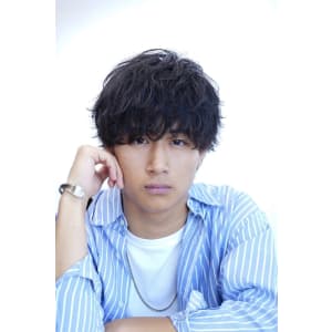 メンズヘア整形スパイラルパーマ波巻きツイストメンズパーマ髪型 - メンズヘア整形サロン GOALD 名古屋 栄【メンズヘアセイケイサロン ゴールド ナゴヤサカエ】掲載中