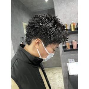 メンズヘア整形スパイラルパーマ波巻きツイストメンズパーマ髪型 - メンズヘア整形サロン GOALD 名古屋 栄【メンズヘアセイケイサロン ゴールド ナゴヤサカエ】掲載中