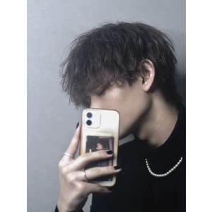 メンズヘア整形スパイラルパーマ波巻きツイストメンズパーマ髪型 - メンズヘア整形サロン GOALD 名古屋 栄【メンズヘアセイケイサロン ゴールド ナゴヤサカエ】掲載中
