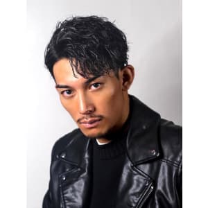 メンズヘア整形スパイラルパーマ波巻きツイストメンズパーマ髪型 - メンズヘア整形サロン GOALD 名古屋 栄【メンズヘアセイケイサロン ゴールド ナゴヤサカエ】掲載中