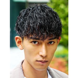 メンズヘア整形スパイラルパーマ波巻きツイストメンズパーマ髪型 - メンズヘア整形サロン GOALD 名古屋 栄【メンズヘアセイケイサロン ゴールド ナゴヤサカエ】掲載中