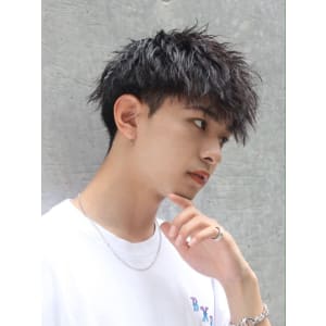 メンズヘア整形スパイラルパーマ波巻きツイストメンズパーマ髪型 - メンズヘア整形サロン GOALD 名古屋 栄【メンズヘアセイケイサロン ゴールド ナゴヤサカエ】掲載中