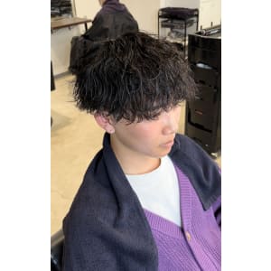 メンズヘア整形スパイラルパーマ波巻きツイストメンズパーマ髪型