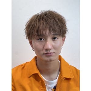 メンズヘア整形スパイラルパーマ波巻きツイストメンズパーマ髪型