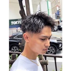 メンズヘア整形スパイラルパーマ波巻きツイストメンズパーマ髪型