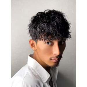 メンズヘア整形スパイラルパーマ波巻きツイストメンズパーマ髪型