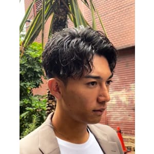 メンズヘア整形スパイラルパーマ波巻きツイストメンズパーマ髪型