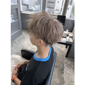 メンズヘア整形スパイラルパーマ波巻きツイストメンズパーマ髪型