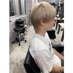 メンズヘア整形スパイラルパーマ波巻きツイストメンズパーマ髪型