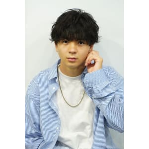 メンズヘア整形スパイラルパーマ波巻きツイストメンズパーマ髪型