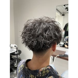 メンズヘア整形スパイラルパーマ波巻きツイストメンズパーマ髪型