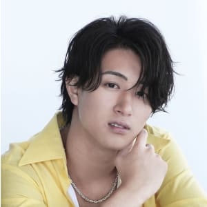 メンズヘア整形スパイラルパーマ波巻きツイストメンズパーマ髪型