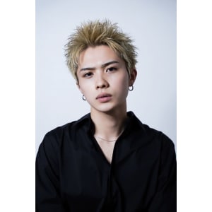 メンズヘア整形スパイラルパーマ波巻きツイストメンズパーマ髪型