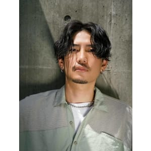 メンズヘア整形スパイラルパーマ波巻きツイストメンズパーマ髪型