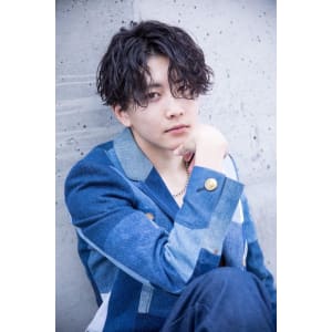 メンズヘア整形スパイラルパーマ波巻きツイストメンズパーマ髪型