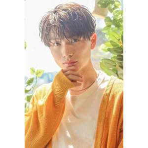 メンズヘア整形スパイラルパーマ波巻きツイストメンズパーマ髪型