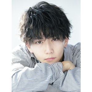 メンズヘア整形スパイラルパーマ波巻きツイストメンズパーマ髪型