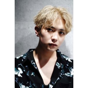 メンズヘア整形スパイラルパーマ波巻きツイストメンズパーマ髪型