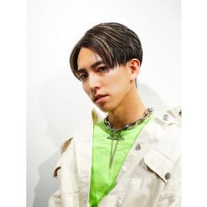 メンズヘア整形スパイラルパーマ波巻きツイストメンズパーマ髪型