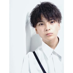 メンズヘア整形スパイラルパーマ波巻きツイストメンズパーマ髪型
