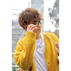 メンズヘア整形スパイラルパーマ波巻きツイストメンズパーマ髪型