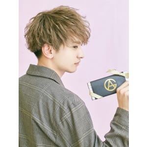 メンズヘア整形スパイラルパーマ波巻きツイストメンズパーマ髪型
