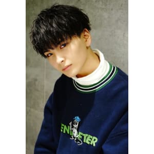 メンズヘア整形スパイラルパーマ波巻きツイストメンズパーマ髪型