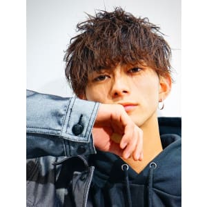 メンズヘア整形スパイラルパーマ波巻きツイストメンズパーマ髪型