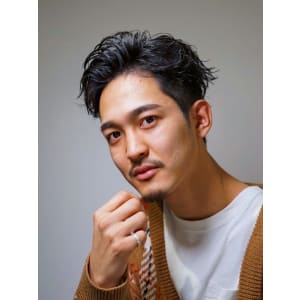 メンズヘア整形スパイラルパーマ波巻きツイストメンズパーマ髪型