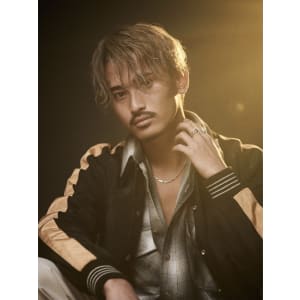 メンズヘア整形スパイラルパーマ波巻きツイストメンズパーマ髪型