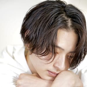 メンズヘア整形スパイラルパーマ波巻きツイストメンズパーマ髪型