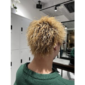 メンズヘア整形スパイラルパーマ波巻きツイストメンズパーマ髪型