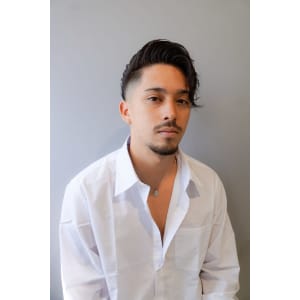 メンズヘア整形スパイラルパーマ波巻きツイストメンズパーマ髪型