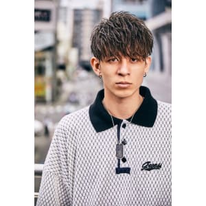 メンズヘア整形スパイラルパーマ波巻きツイストメンズパーマ髪型