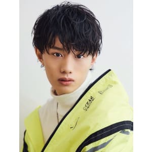 メンズヘア整形スパイラルパーマ波巻きツイストメンズパーマ髪型