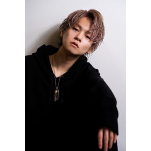 メンズヘア整形スパイラルパーマ波巻きツイストメンズパーマ髪型