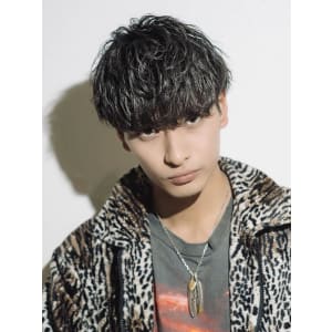 メンズヘア整形スパイラルパーマ波巻きツイストメンズパーマ髪型