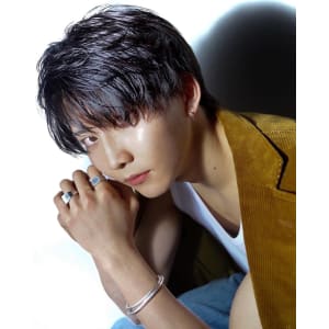 メンズヘア整形スパイラルパーマ波巻きツイストメンズパーマ髪型