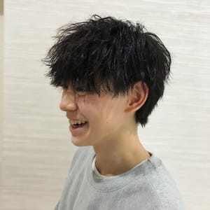 メンズヘア整形スパイラルパーマ波巻きツイストメンズパーマ髪型