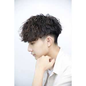 メンズヘア整形スパイラルパーマ波巻きツイストメンズパーマ髪型
