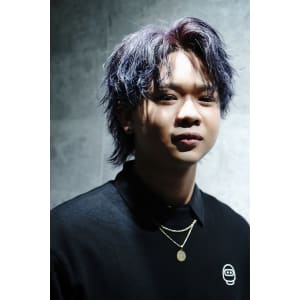 メンズヘア整形スパイラルパーマ波巻きツイストメンズパーマ髪型