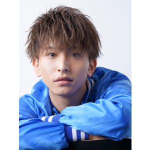 メンズヘア整形スパイラルパーマ波巻きツイストメンズパーマ髪型