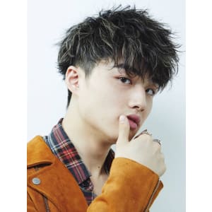 メンズヘア整形スパイラルパーマ波巻きツイストメンズパーマ髪型