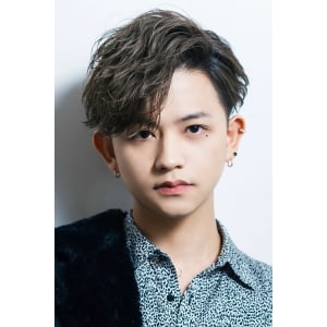 メンズヘア整形スパイラルパーマ波巻きツイストメンズパーマ髪型