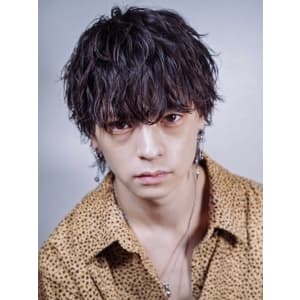 メンズヘア整形スパイラルパーマ波巻きツイストメンズパーマ髪型