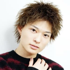 メンズヘア整形スパイラルパーマ波巻きツイストメンズパーマ髪型