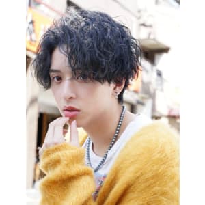 メンズヘア整形スパイラルパーマ波巻きツイストメンズパーマ髪型